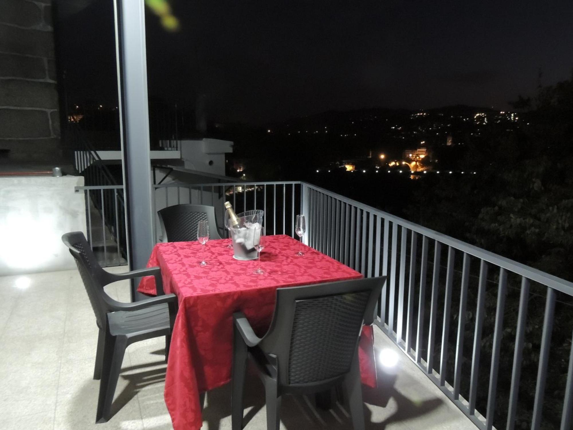 Apartamento Amarante - Vista Sao Goncalo חדר תמונה